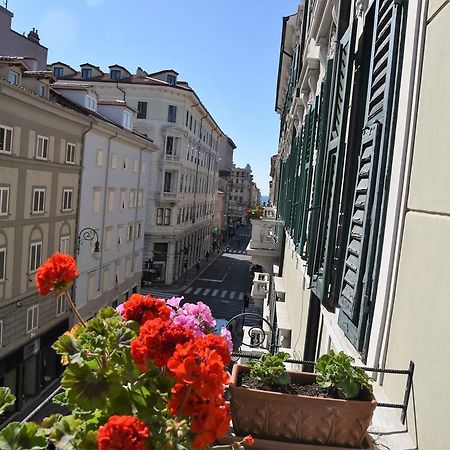 B&B Petra Трієст Екстер'єр фото